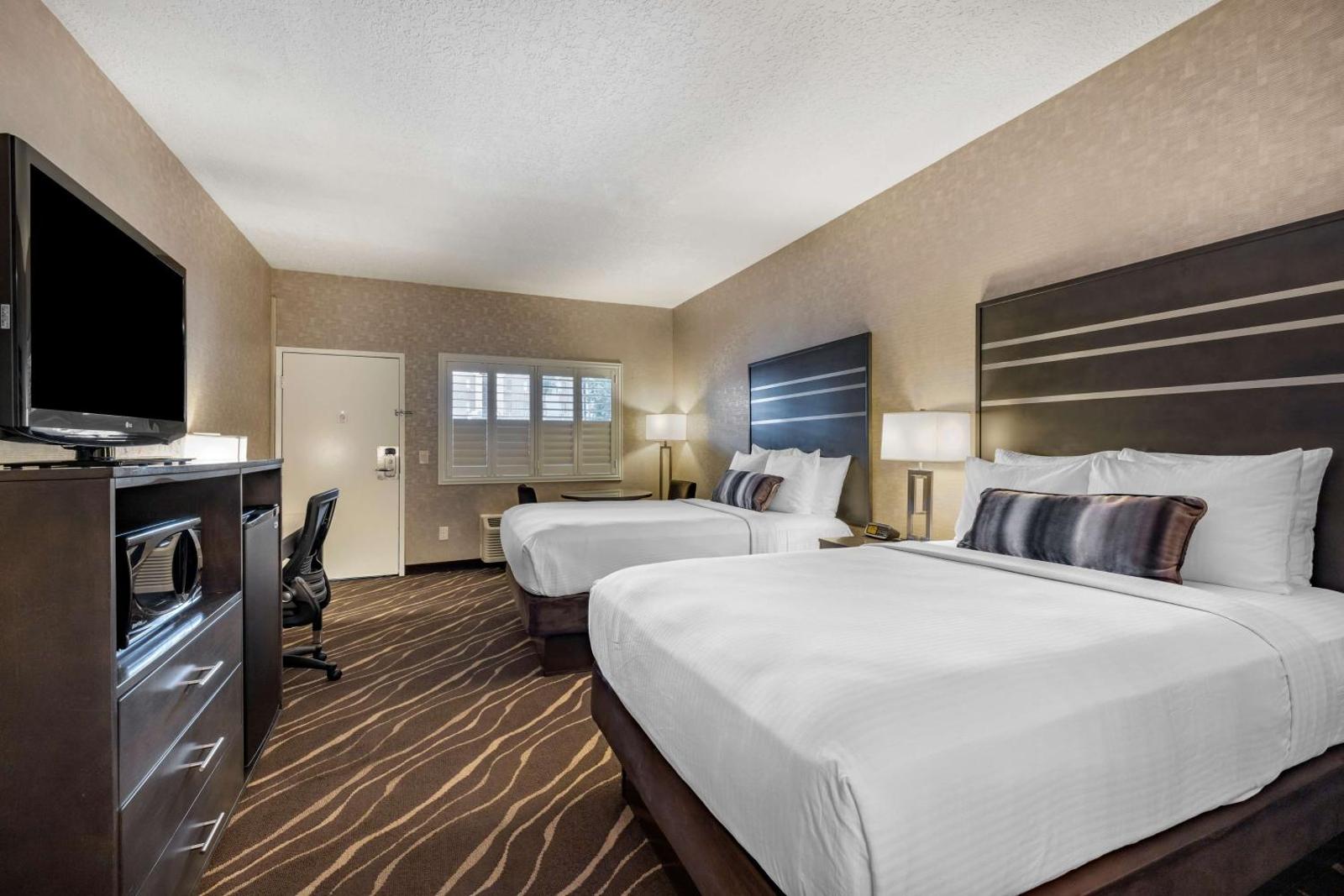 Best Western Plus Park Place Inn - Mini Suites Main image 1